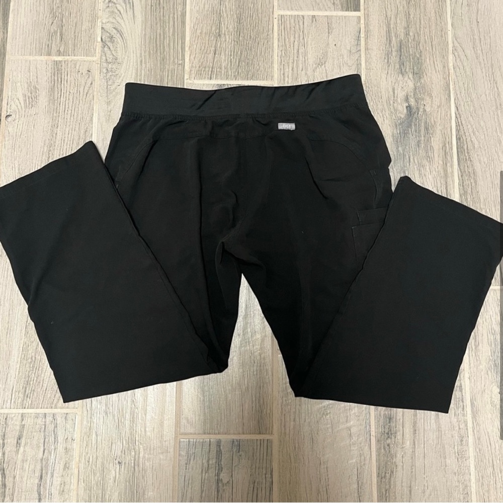 Figs Kade Cargo Scrub Pants